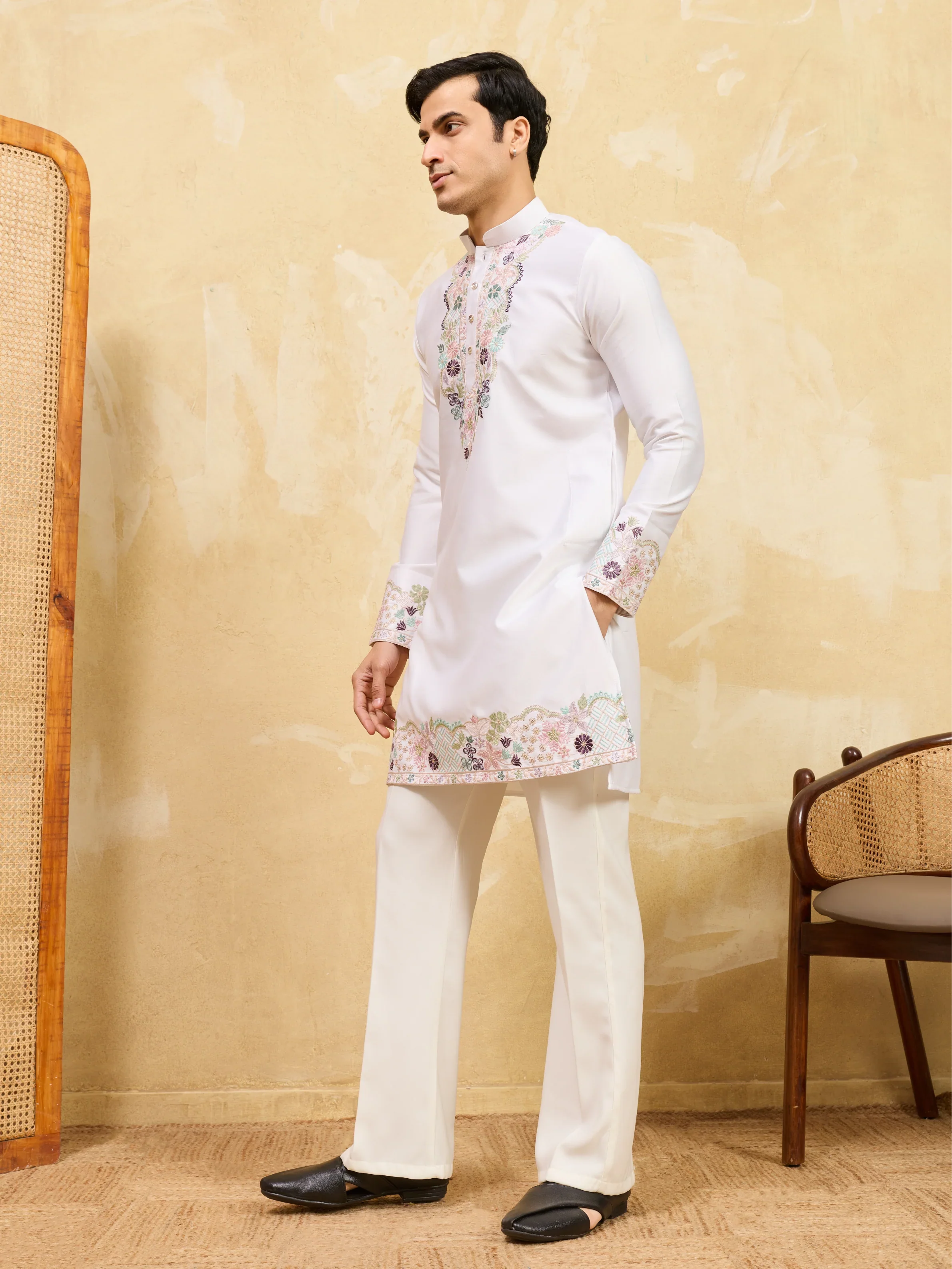 Classic White Thread Work Kurta And Pant Set For Festive Wear
